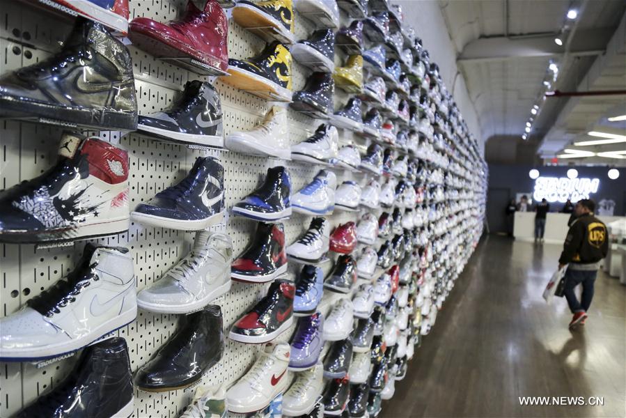 U.S. sneaker dealer discovers niche market in China via online platform