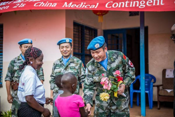 Chinese peacekeepers visit the SOS Children's Village in the city of Bukavu in eastern Democratic Republic of Congo (DRC) November 20, 2017. (Photo/Xinhua)