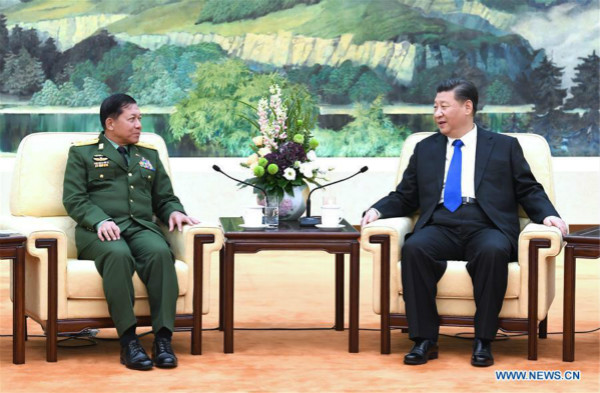 Chinese President Xi Jinping (R) meets with Myanmar's Commander-in-Chief of Defense Services Sen-Gen Min Aung Hlaing in Beijing, capital of China, Nov. 24, 2017. (Xinhua/Rao Aimin)