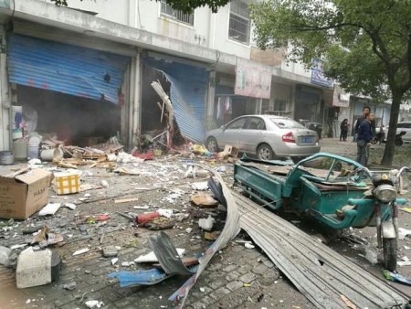 The photo taken on Sunday, November 26, 2017 shows the scene of an explosion in Jiangbei district in the city of Ningbo in east China's Zhejiang Province. (Photo/zjol.com.cn)