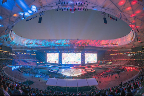 Around 40,000 gaming fans attended the 2017 League of Legends World Championship final between two South Korean teams at Beijing's Bird's Nest stadium on Nov 4. [Photo provided to China Daily]