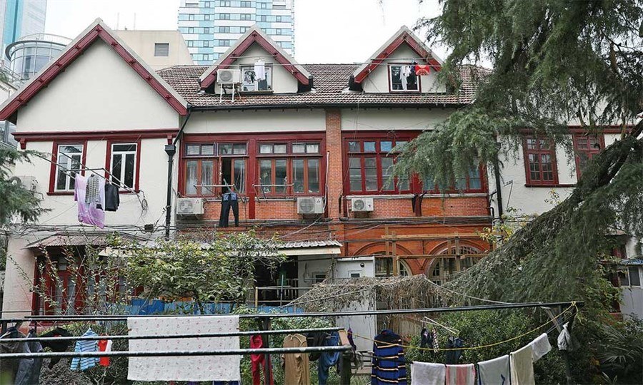 Shanzhongli is among the 19 old residential complexes that will have their historical names restored.  (Jiang Xiaowei)