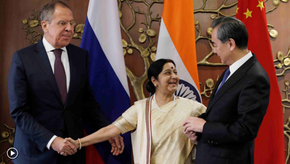 (From left to right) Foreign ministers of Russia, India and China meet in New Delhi. (Photo/Video screenshot)