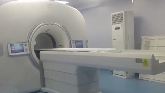 The worlds first digital positron emission tomography (PET) has been developed at China's Huazhong University of Science and Technology (HUST) in Wuhan City, central China. (Photo/CGTN)