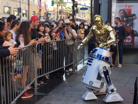 Fans at The Last Jedi premiere in Los Angeles, California, U.S. (Photo/CGTN)