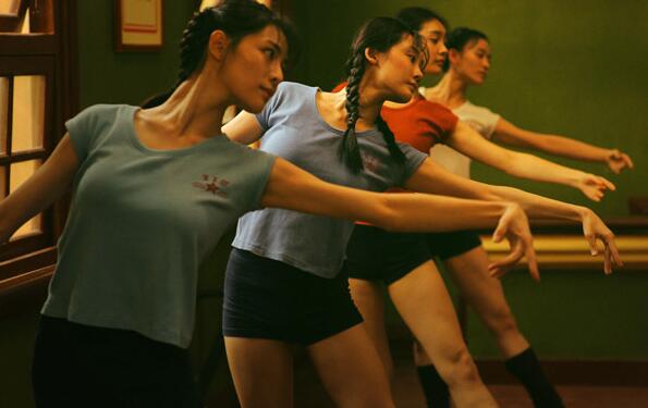 A scene from Feng Xiaogang's latest film Youth. (Photo provided to China Daily)