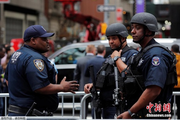 Police officers were seen in Times Square. (Photo/Agencies)