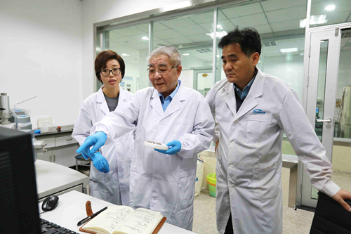 Cheng Guodong and his team researching permafrost at the Chinese Academy of Sciences based in Lanzhou,  Gansu Province. /Photo via Cold and Arid Regions Environmental and Engineering Research Institute, Chinese Academy of Sciences