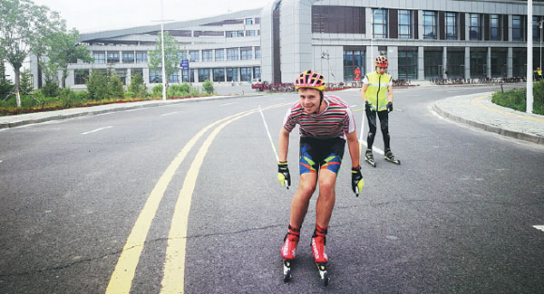 The sport of roller skiing will be showcased at the forthcoming FIS China Cross-Country Skiing City Sprint Tour. Provided to China Daily