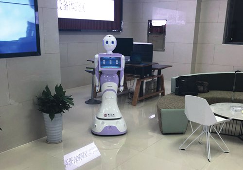 Upgraded bank robots with more human-like features have already hit the market in China. (Photo/Courtesy of Guo Hongguang)