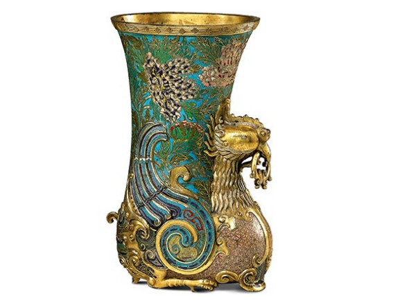 The Qing Dynasty item is among Chang's collections. (Photo provided to China Daily)