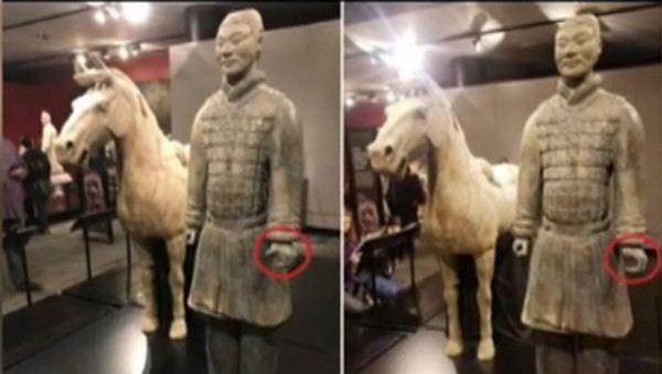 The thumb of a Terracotta Warrior was stolen by a member of the public in Philadelphia, where the statue is on display.