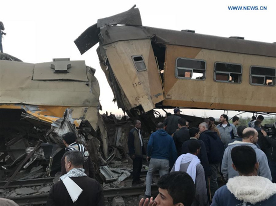 Photo taken on Feb. 28, 2018 shows a train crash accident site in Beheira province, north of Egypt's capital city Cairo. (Xinhua/Ahmed Gomaa)