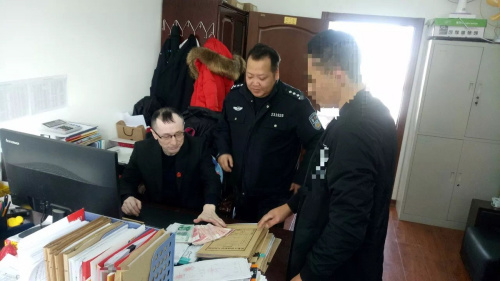 Tangyuan county court in Northeast China's Heilongjiang province began to use customized ringtones to shame people into paying their court-ordered debts. (Photo provided to chinadaily.com.cn)