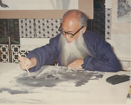 Zhang Daqian painting at Dolores Lodge, a guesthouse operated by the Chew family in the mid-1960s. (Photo provided to China Daily)