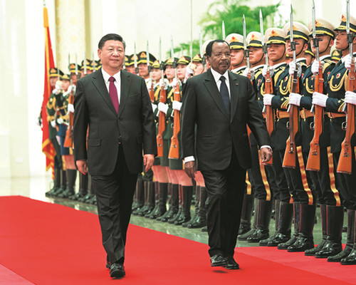 President Xi Jinping welcomes Cameroonian President Paul Biya with a ceremony at the Great Hall of the People in Beijing on Thursday. (Photo/Xinhua)