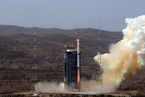 Three Gaofen-1 imaging satellites are launched off on the back of a Long March 4C rocket at 11:22 am March 31, 2018, from the Taiyuan Satellite Launch Center in northern Shanxi Province. [Photo/Xinhua]