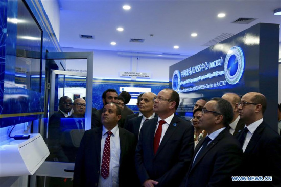 Secretary General of Arab Information and Communication Technology Organization, Mohamed Ben Amor (2nd L, front) visits the China-Arab States BDS/GNSS Center in Tunis, Tunisia, April 11, 2018. (Xinhua/Liu Kai)