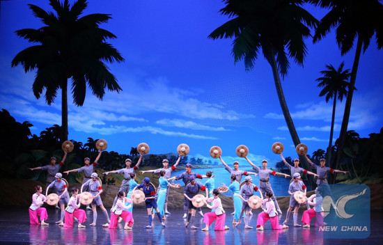 Dancers of a Chinese art troupe perform the ballet The Red Detachment of Women in Pyongyang, the Democratic People's Republic of Korea, April 16, 2018. (Xinhua/Yao Dawei)