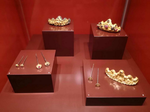 Cultural relics from to the Ming Dynasty are on display at the Moscow Kremlin Museums in Moscow, April 16, 2018.   (Photo/Chinaculture.org)