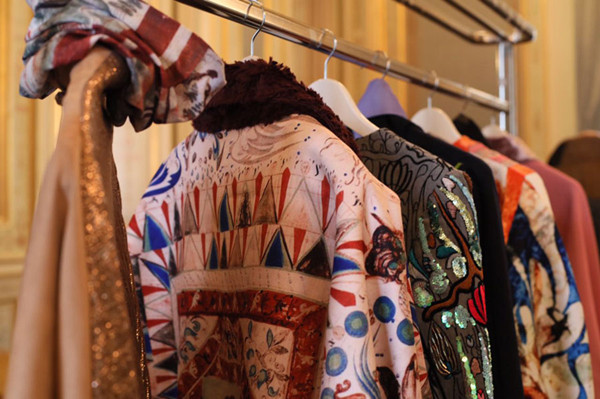 A picture taken April 4 shows a collection of clothes at a summit themed on promoting artistic endeavors in Paris, France. (Photo provided to chinadaily.com.cn)