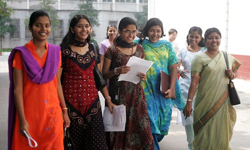 Increasing China-India economic exchanges boost enthusiasm for learning Chinese in India