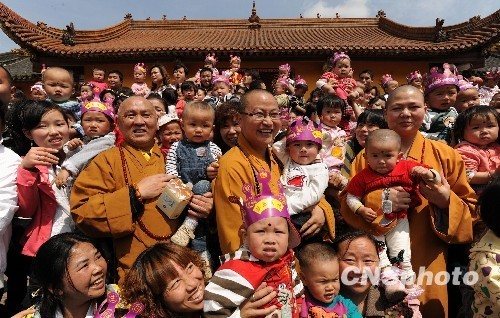 Kids born at temple after Wenchuan quake reunite in film