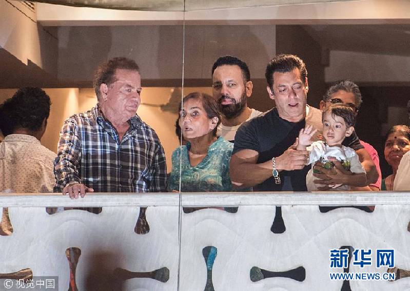 Indian court defers Bollywood actor's plea to suspend jail term in poaching case