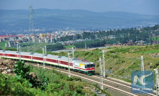 A train runs on the Ethiopia-Djibouti railway during an operational test near Addis Ababa, Ethiopia, on Oct. 3, 2016. [Photo/Xinhua]
