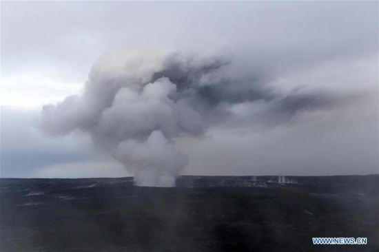 Ash emission is seen erupting from Halemaumau of Kilauea volcano on the Hawaii Island, the United States, on May 10, 2018. (Xinhua/Tao Xiyi)