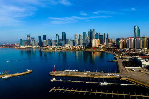 A birdview of Qingdao's landmark May Fourth Square, and Qingdao Olympic Sailing Center nearby, April 16. (Photo/Xinhua)