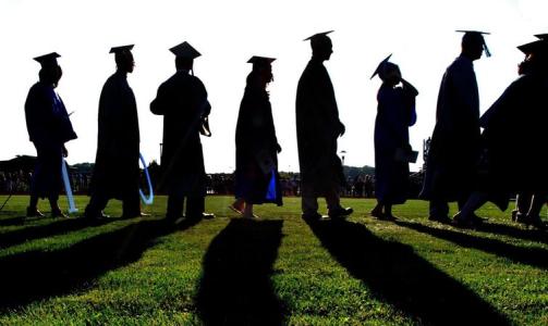 Beijing couple visit 140 U.S. schools to draw tips for applicants in China