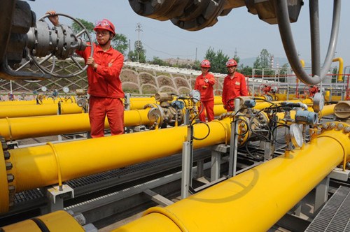 Sinopec Group's Puguang gas field in southwestern Sichuan province. The gas field is the largest high-sulfur natural gas field in the country, with proven reserves of 412.2 billion cubic meters, and has produced about 10 billion cu m of natural gas in the past year. [Photo / China Daily] 
