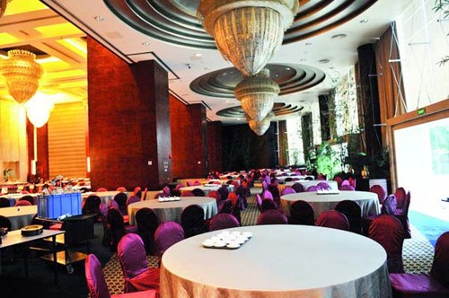 A banquet room at a five-star hotel in Guangzhou, Guangdong province. [Photo / China Daily] 