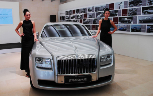The 11th authorized Rolls-Royce dealer in China officially opened in Zhengzhou, Henan province, on Feb 7, 2012. [Xiang Mingchao / China Daily]