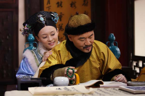 The Legend of Zhen Huan features Chen Jianbin and Sun Li playing Emperor Yong Zheng and his concubine Zhen Huan. Provided to China Daily 
