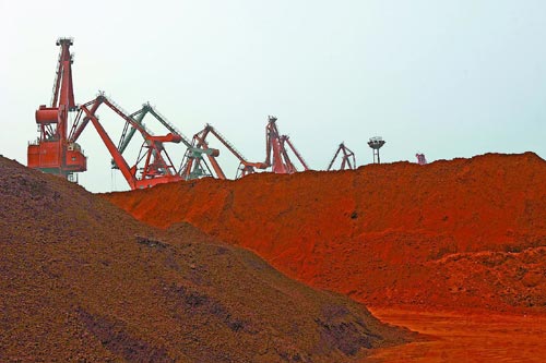 Rare earths at the port of Lianyungang, Jiangsu province, ready for export in 2009. [File photo]