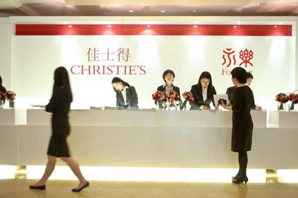 Asian buyers accounted for nearly one-quarter of all bidders at Christie's salerooms, with a 15 percent growth in sale registration. Provided to China Daily