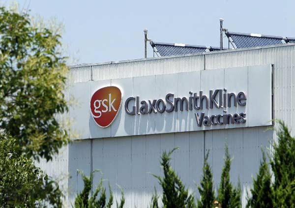 Photo taken on July 12, 2013 shows the building of a vaccines company of GlaxoSmithKline (GSK), Britain's biggest drug maker, in Shanghai, east China. Some senior executives from GlaxoSmithKline(China) Investment Co., Ltd are being investigated for suspected bribery and tax-related violations, Chinese police said Thursday. (Xinhua File Photo)
