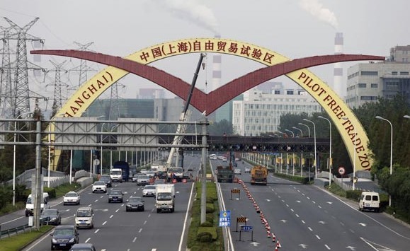 The gate of the China (Shanghai) Pilot Free Trade Zone on Yanggao Road N. in Pudong. Zhao Yun/For China Daily