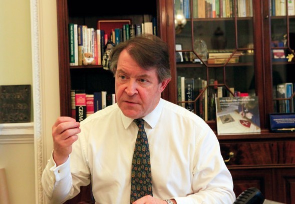 Roger Gifford has been a regular visitor to China since 1995. [Photo / China Daily]