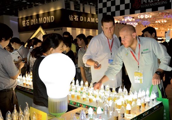 The reduced price will help boost coverage of LED lights for household use, expert says. [Qiu Quanlin / China Daily]