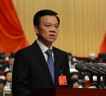 Guizhou governor Chen Min'er delivers the annual government work report at the second session of the 12th Guizhou Provincial People's Congress on Jan 14. [Photo provided to China Daily]  