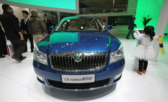 Dynamic and emotional, that's what Winfried Vahland, chairman of Skoda Auto, wants to deliver to Chinese consumers of the brand.[Photo/China Daily]   