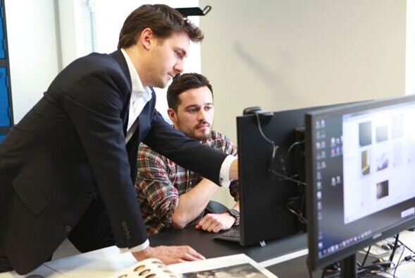 Small and medium-sized businesses are the life-blood of the British economy. ZHOU HERAN/CHINA DAILY  