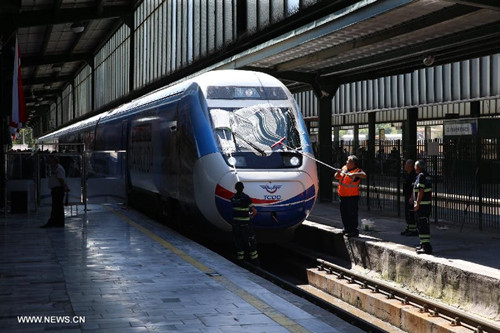 Photo taken on July 25, 2014 shows a high-speed train in Ankara, capital of Turkey. (Xinhua/Mustafa Kaya)