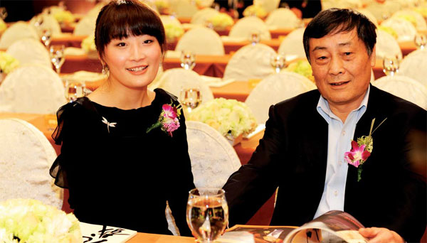 Zong Qinghou, founder of China's largest beverage company, Hangzhou Wahaha Group, with his daughter Zong Fuli at a business event. Provided to China Daily