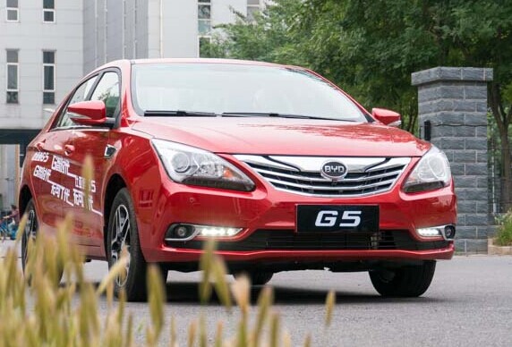 BYD's new G5 1.5TID auto version sedan comes with a series of new internet ready connectivity tools. The vehicle was launched on Sep 16, 2014 in Beijing, China. [Hao Yan/chinadaily.com.cn]  