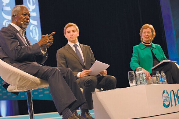 Former UN secretary-general Kofi Annan (left) and former Irish president Mary Robinson (right) at this year's One Young World summit in Dublin, Ireland. [Photo / Provided to China Daily]  
