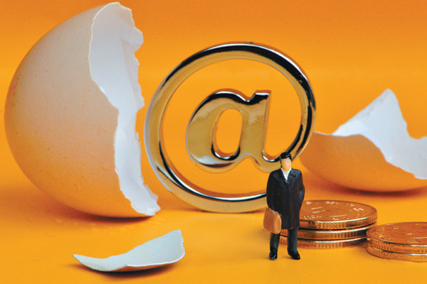 The Internet now provides a platform for a massive expansion of P2P, or peer-to-peer lending, thus posing a strong challenge to the traditional banking. [Photo / Provided to China Daily]